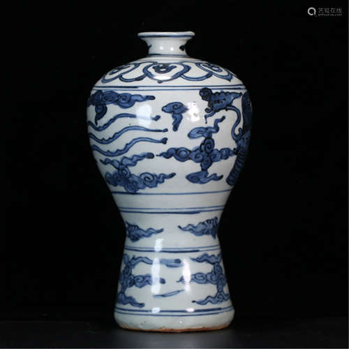 A CHINESE PORCELAIN BLUE AND WHITE CLOUD VASE