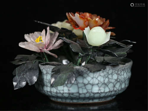 A CHINESE PORCELAIN GE-GLAZED AGATE FLOWER BASIN