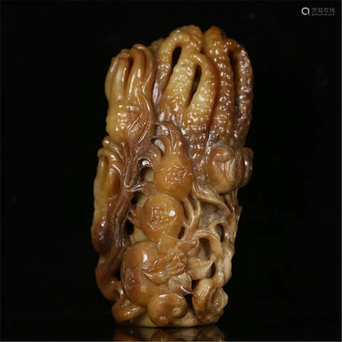 A CHINESE CARVED JADE TABLE ITEM