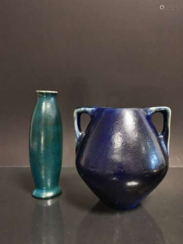 HENRI SIMMEN (1880-1963) Vase renflé à deux anses détachées et montées en [...]