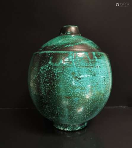 PRIMAVERA (Atelier d'Art du Printemps) Spectaculaire vase présentant un [...]
