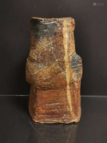 Lison GUERRY-VERDET (1938-2001). Vase, grès, cachet vers la base et signé et daté [...]