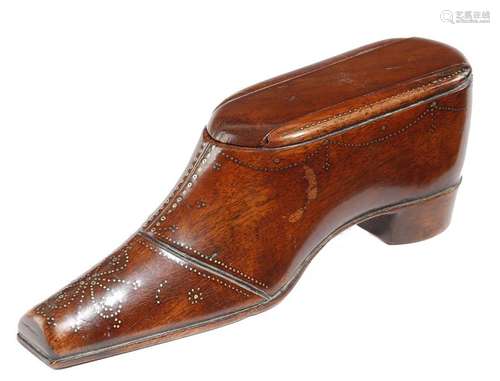 A 19th century treen mahogany snuff shoe, with bra…