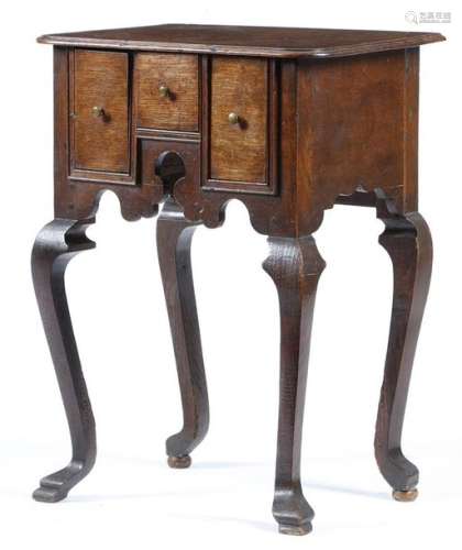A small George II oak lowboy, the top with a mould…