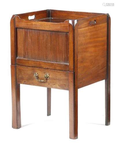 A George III mahogany tray top bedside commode, th…