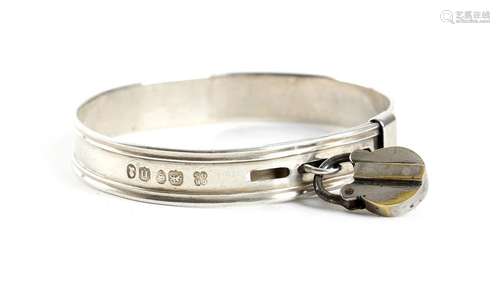 A George IV silver dog collar, with reeded bands, …