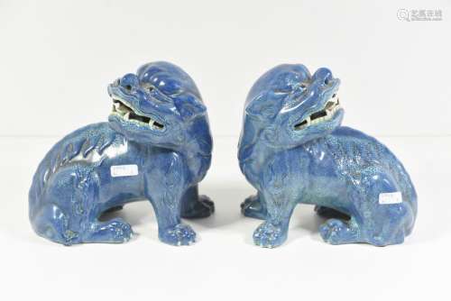 Paire de chiens de Fô en porcelaine de Chine, 19èm…