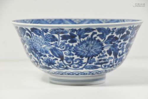 Bol en porcelaine de Chine, marque Xuande, époque …