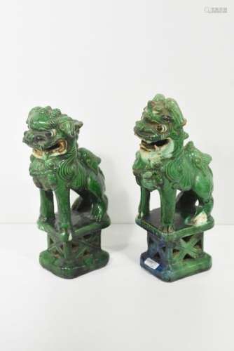 2 chiens de Fô en céramique chinoise (Ht.23cm)
