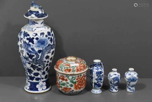 Lot de 5 porcelaines de Chine 18 et 19ème (Ht vase…