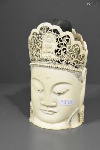 Tête de bouddha en ivoire (ht 17cm)