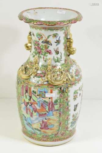 Vase en porcelaine de Canton 19ème (Ht 36cm, étoil…
