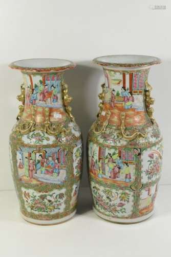 2 vases en porcelaine de Canton (ht.46cm)