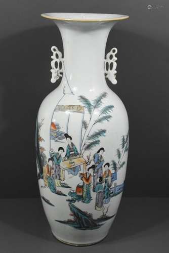 Vase en porcelaine de Chine 20ème (ht 60cm)