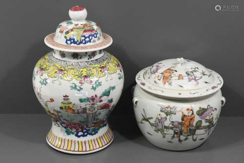 Potiche + pot couvert en porcelaine de Chine 19ème…