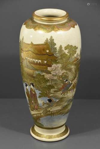 Vase en faïence Satsuma, Japon 19ème (Ht 31cm)