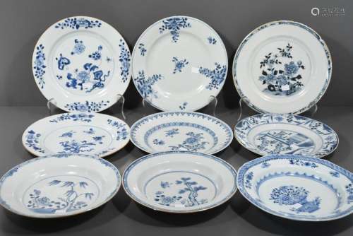 Série de 9 assiettes en porcelaine de Chine bleue …