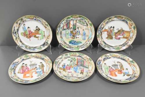 Série de 6 assiettes en porcelaine de Chine, décor…