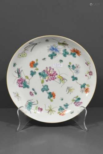 Assiette en porcelaine de Chine à décor de sautere…