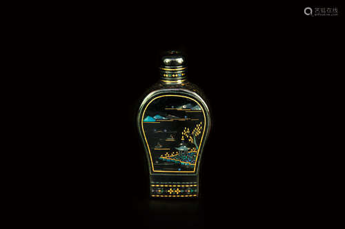 A SHELL INLAID LACQUER SNUFF BOTTLE