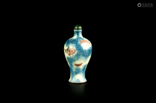 A BLUE AND UNDERGLAZED RED DRAGON SNUFF BOTTLE