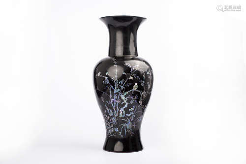 A MOTHER-OF-PEARL INLAID BLACK LACQUER VASE