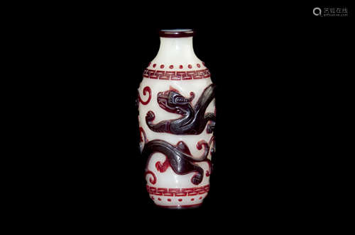 A PEKING RED OVERLAY GLASS VASE AND COVER