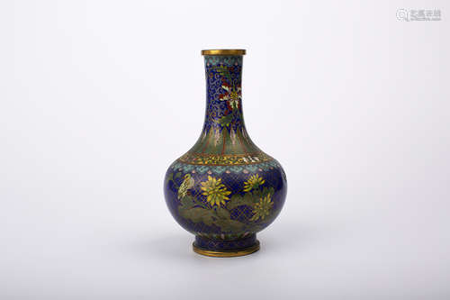 A LATE QING DYNASTY 'LAOTIANLIZHI' CLOISONNE BOTTLE