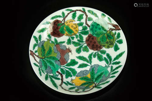 A FAMILLE-VERTE BISCUIT PLATE