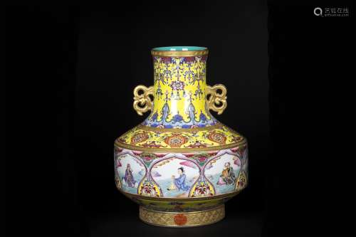 A Chinese Yellow Glazed Famille-Rose Porcelain Vase