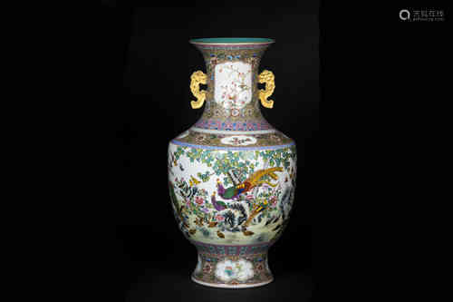 A Chinese Famille-Rose Porcelain Vase