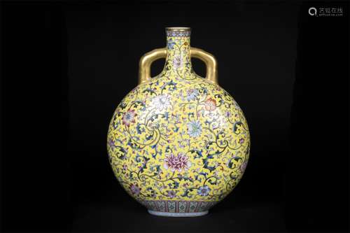 A Chinese Yellow Glazed Famille-Rose Porcelain Moon Flask
