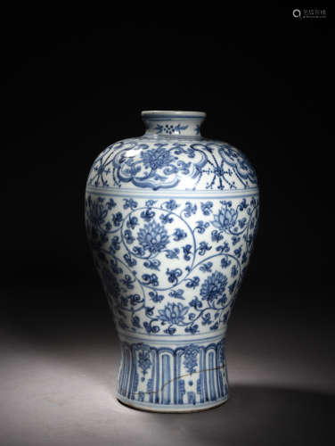 A BLUE AND WHITE LOTUS SCROLL PLUM VASE, 16TH CENTURY
