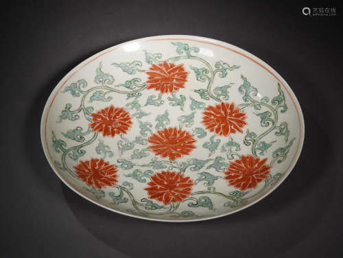 A RED AND  GREEN  COLORED  PLATE IN MING  WANLI  PERIOD