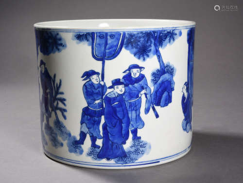 A BLUE AND WHITE FIGURAL BRUSH POT, KANGXI PERIOD