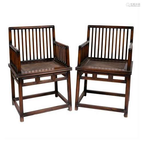 18/19TH C. PAIR OF HUANGHUALI ROSE ARMCHAIRS, MEIGUI YI