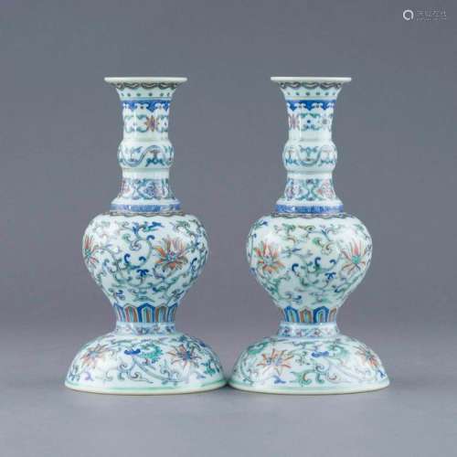 PAIR QIANLONG DOUCAI SCROLLING FLORAL CANDLE STANDS