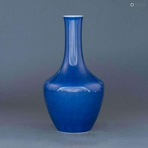 QIANLONG COBALT BLUE MONOCHROME VASE