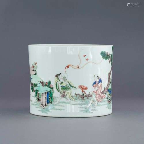 KANGXI WUCAI IMMORTAL MOTIF BRUSH POT