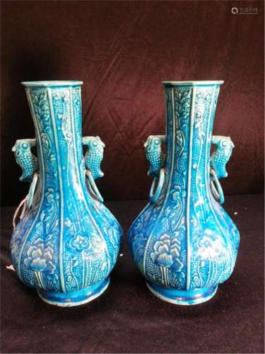 A  pair Antique Porcelain Vase  early 19th