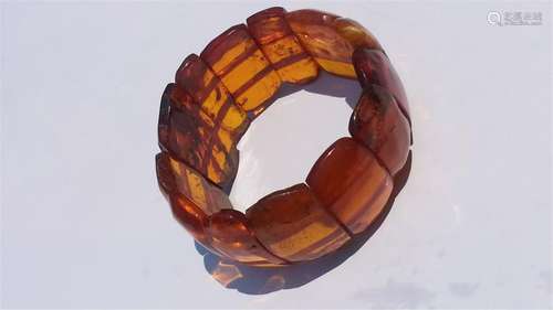 AMBER NECKLACE