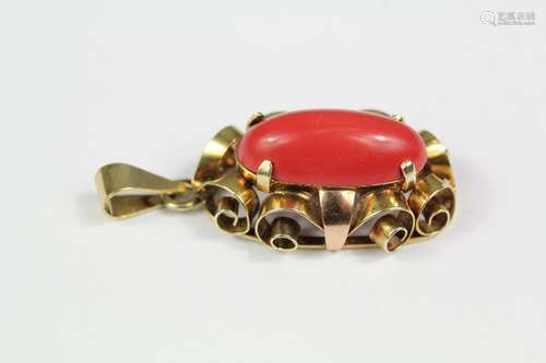 14ct yellow gold and coral pendant, the cabochon-cut coral approx 15 x 8mm, approx 2