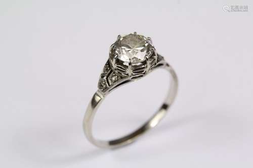 Antique 18ct white gold diamond ring