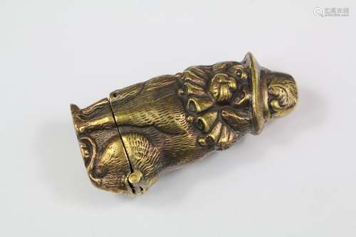 A brass vesta case, modelled as a dog, approx 55 mm