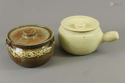 Sid Tustin (1913-2005) Winchcombe Pottery Tureen and Cover, with green mottled glaze, the other with an oatmeal glaze