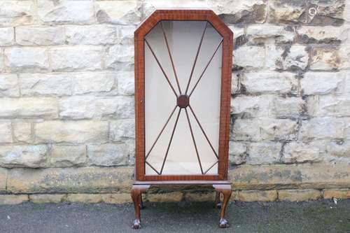 Edwardian Mahogany Display Cabinet; the cabinet having glazed front, ball and claw feet, approx 57 x 136 x 31 cms