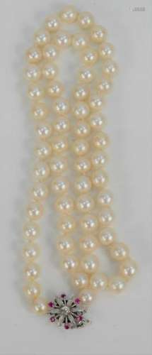 Single Strand of Pearls, with 14 karat white gold clasp