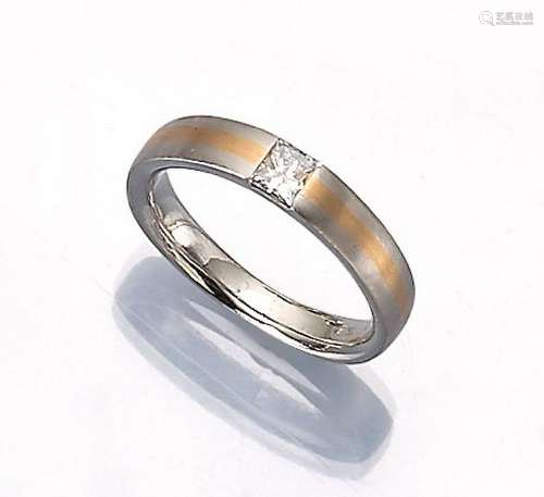 Platinum ring with diamond