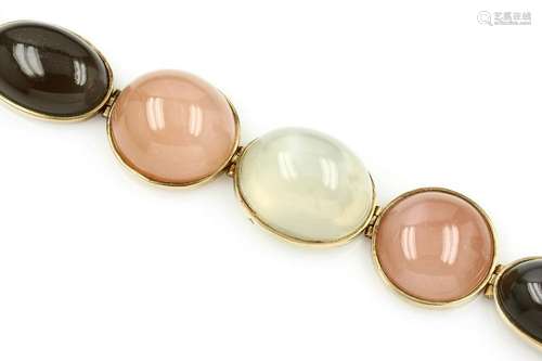 14 kt gold bracelet with moonstones