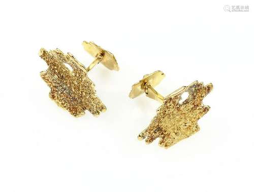 Pair of 14 kt gold cuff links